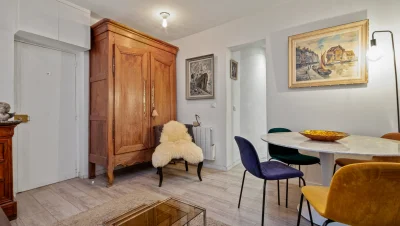 Living room in Petit appartement charmant à Montmartre - 1