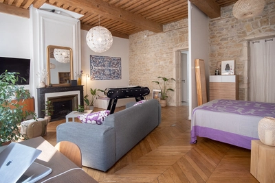 Dormitorio dentro Authentique & confortable Canut Lyonnais  - 1