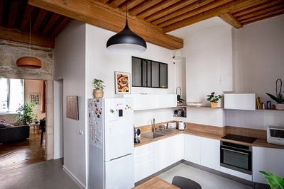 Kitchen dentro Authentique & confortable Canut Lyonnais  - 4