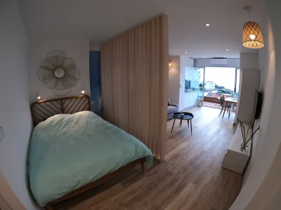 Bedroom in Superbe Studio avec Terrasse Vue Mer  - 3