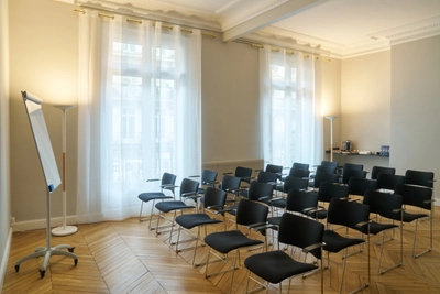 Salle de réunion dans Haussmann St Lazare - Visioconférences et réunions - 1