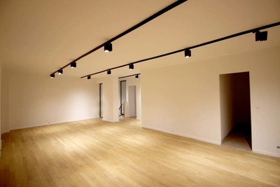 Salon dans Galerie Moderne Haut Marais - 3
