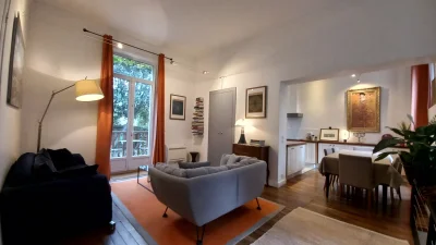 Living room in La maison d'Alexandra et son jardin face Paris - 1