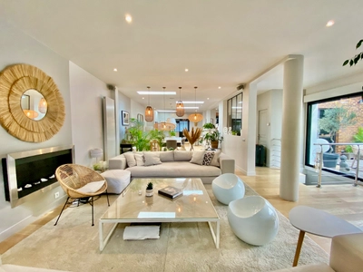 Living room in Grande maison contemporaine - Piscine - Rooftop - 1