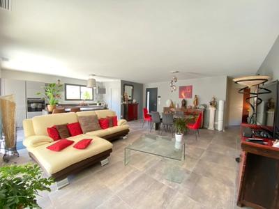 Living room in Maison neuve - 0
